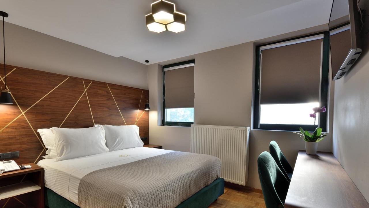 Hotel 44 Atene Esterno foto