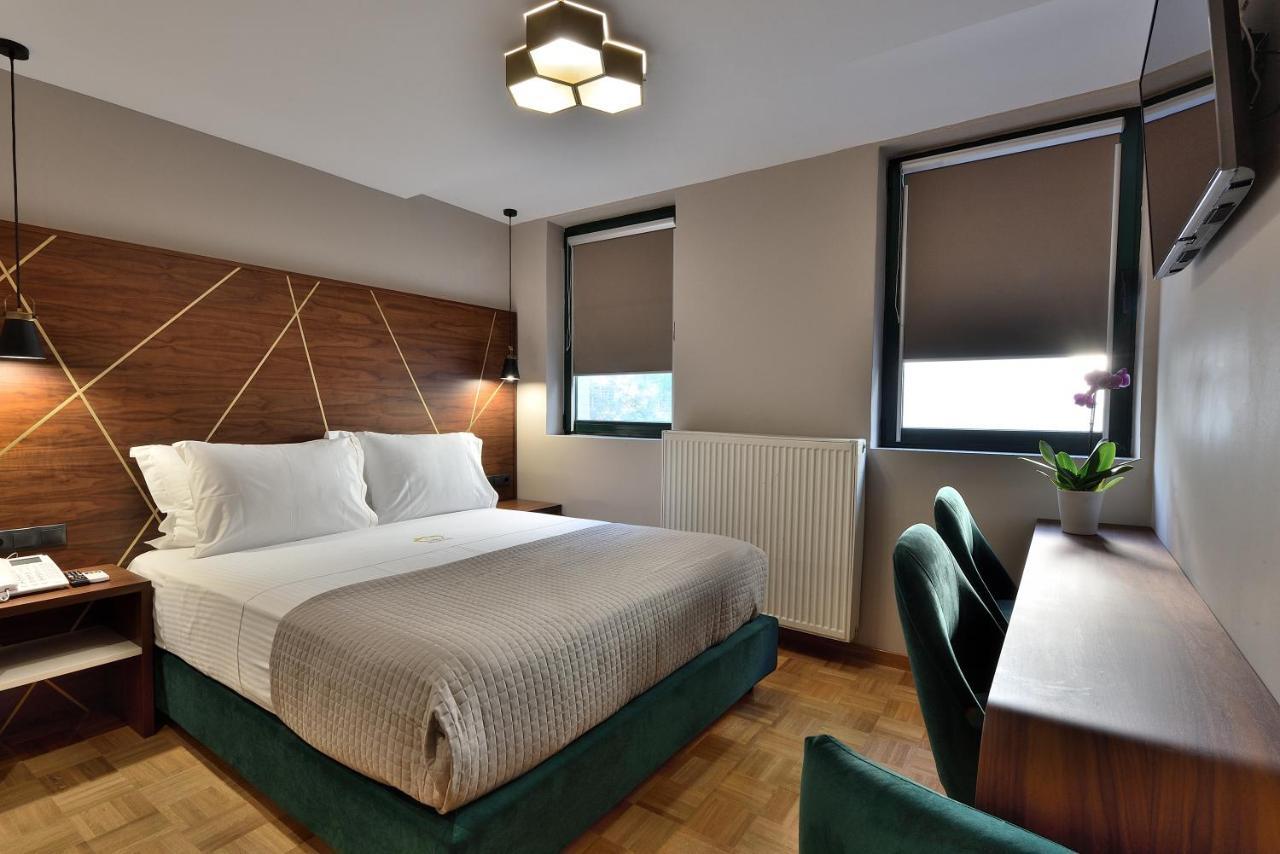 Hotel 44 Atene Esterno foto